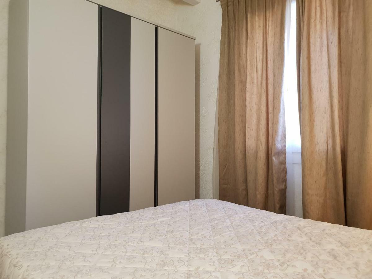 Sirmione Park View Luxury Apartments Exterior photo